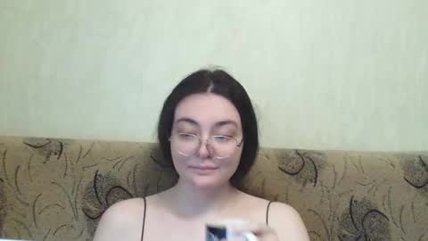 missis mona online show from 03/25/26, 08:20
