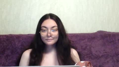 missis mona online show from 06/14/26, 07:32