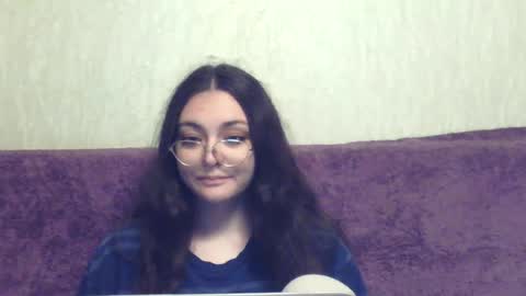 missis mona online show from 06/17/26, 07:04