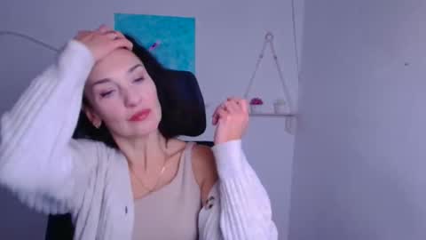 Christina online show from 01/18/26, 12:31