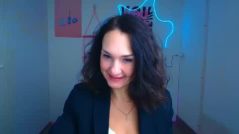 Christina online show from 02/11/26, 12:10