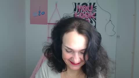 Christina online show from 02/25/26, 12:15