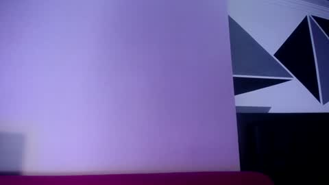 Snapshot of missloise chatting on 01/12/25, 11:28 Miss Loise online show from 01/12/25, 11:28