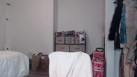 kourtn3ylov3  twitter online show from 03/28/26, 10:48