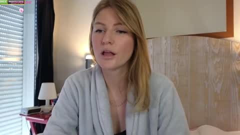 Misslucci online show from 03/08/25, 09:06