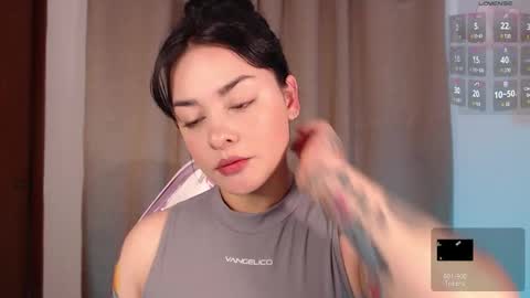missmariana_ online show from 09/27/25, 12:04