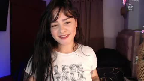 Snapshot of missmariana_ chatting on 07/18/26, 12:15 missmariana_ online show from 07/18/26, 12:15