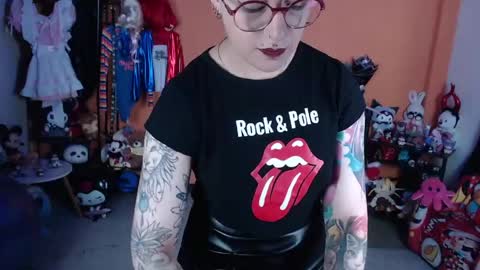 Miss Mia online show from 05/11/26, 04:15