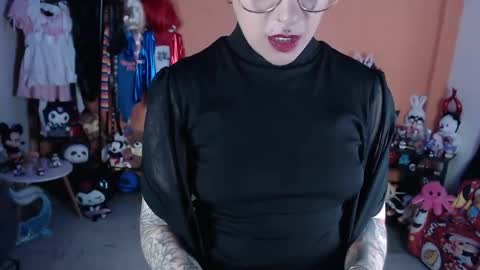 Miss Mia online show from 05/14/26, 01:07
