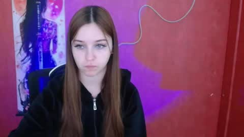 Mia online show from 01/18/26, 12:31