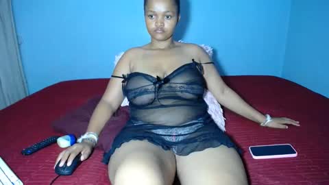 mimmi online show from 02/10/25, 06:09