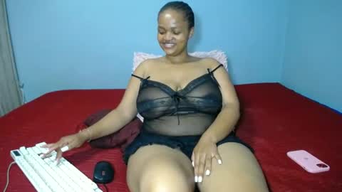 mimmi online show from 06/12/26, 07:18