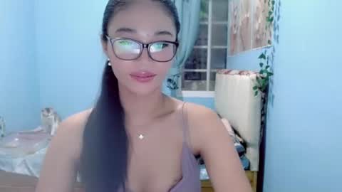 missminervaa online show from 03/10/26, 05:51