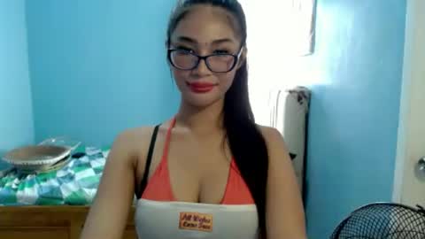 missminervaa online show from 07/05/26, 01:23