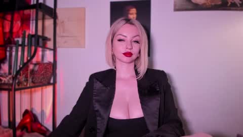   online show from 02/08/25, 03:10