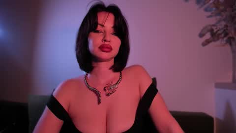   online show from 09/27/25, 06:24