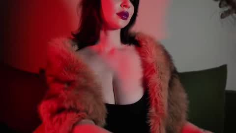   online show from 11/01/25, 01:46