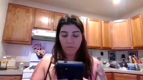 Snapshot of missmonatoyou chatting on 05/06/26, 11:43 MissMona online show from 05/06/26, 11:43