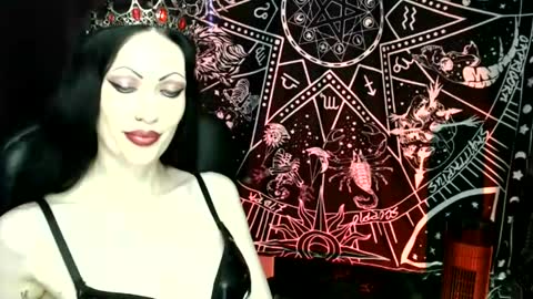 MissMoonDoll online show from 10/06/25, 04:32