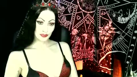 MissMoonDoll online show from 05/27/26, 04:09