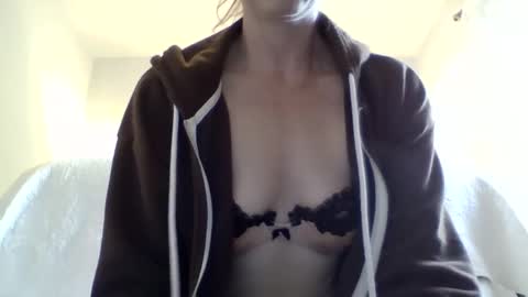 Maxxx online show from 09/28/25, 11:21