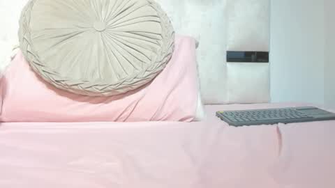 Snapshot of missnatasha05 chatting on 02/17/26, 10:38 missnatasha05 online show from 02/17/26, 10:38