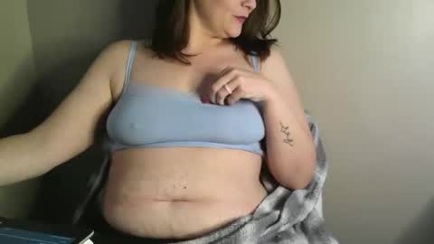 Snapshot of missniagaraishorny chatting on 12/18/25, 06:47 MissNiagara online show from 12/18/25, 06:47