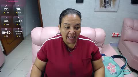 Snapshot of misspenelopenipples chatting on 10/20/25, 11:43 Penelope online show from 10/20/25, 11:43