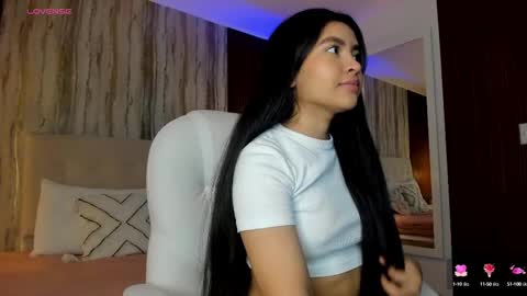 Emma Prada online show from 03/07/25, 11:40