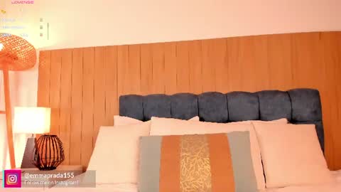 Emma Prada online show from 07/17/26, 12:01