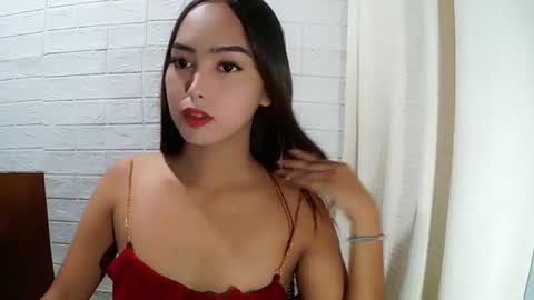missrianmwua online show from 06/17/26, 05:10