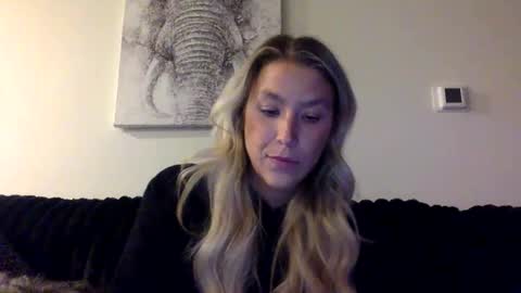 Alyssa online show from 04/21/26, 01:42