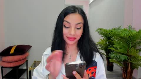 Sienna online show from 04/03/26, 06:11