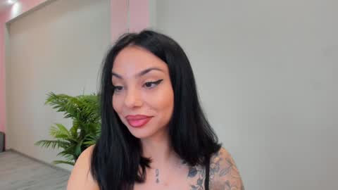 Sienna online show from 04/12/26, 04:28