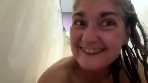 Snapshot of missspooky chatting on 10/17/25, 11:24 Miss Spooky Silverstacker online show from 10/17/25, 11:24