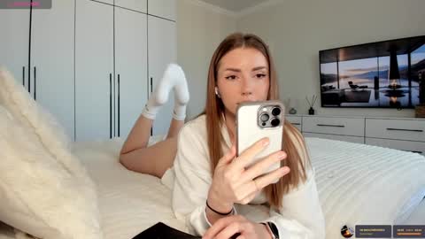 Snapshot of misssweettie chatting on 11/01/25, 11:56 You can call me Pretty online show from 11/01/25, 11:56