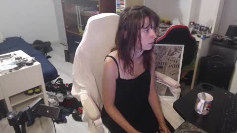 missthon online show from 04/28/26, 10:31