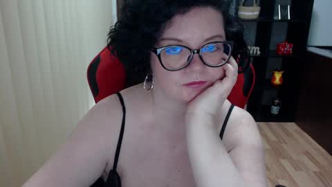 MissTruble online show from 02/10/25, 01:22