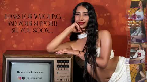 Valeria Davila online show from 04/15/26, 07:58