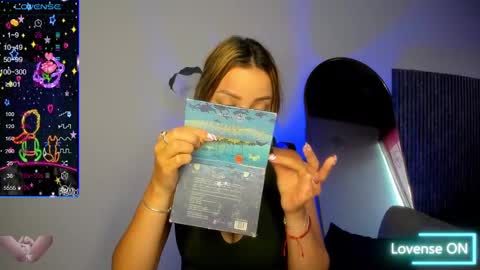 missvalery1 online show from 12/30/24, 01:14