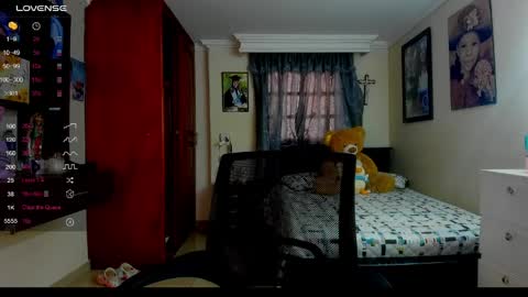 missvalery1 online show from 04/09/26, 09:09