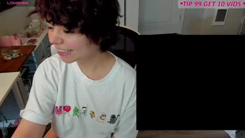 V Nessa online show from 04/22/26, 06:42