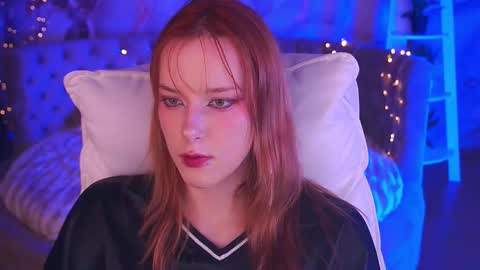 Snapshot of missvelora chatting on 11/19/25, 09:37 MissVelora online show from 11/19/25, 09:37