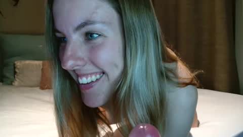 Monique  online show from 10/21/25, 11:05