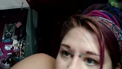 missxmoth444 online show from 11/14/25, 04:22