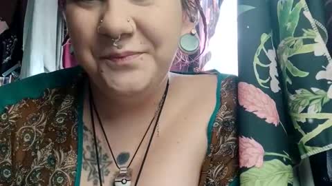 missxmoth444 online show from 11/19/25, 06:30