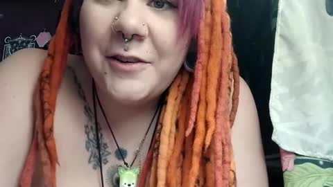 missxmoth444 online show from 11/30/25, 01:31