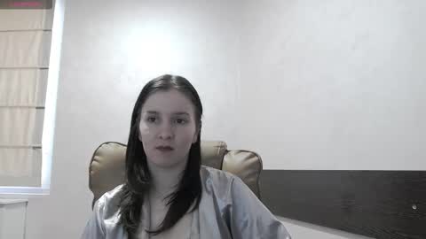 Snapshot of missxsophia chatting on 03/20/26, 12:10 Sophia online show from 03/20/26, 12:10