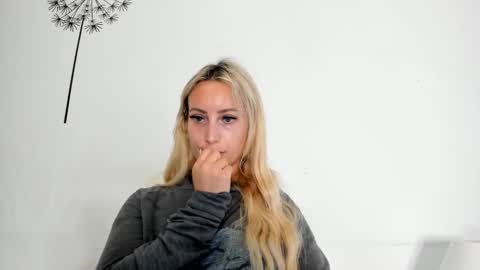 Missy matrix online show from 12/21/25, 10:33