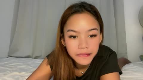 Snapshot of missyheart chatting on 03/29/26, 12:21 heart online show from 03/29/26, 12:21